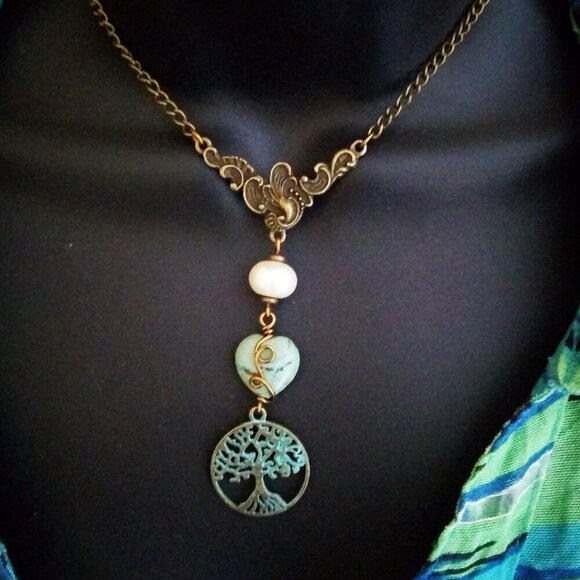 Ultra Feminine Tree of Life "Y" Necklace! African Turquoise Heart + Patina Paint - Picture 2 of 11